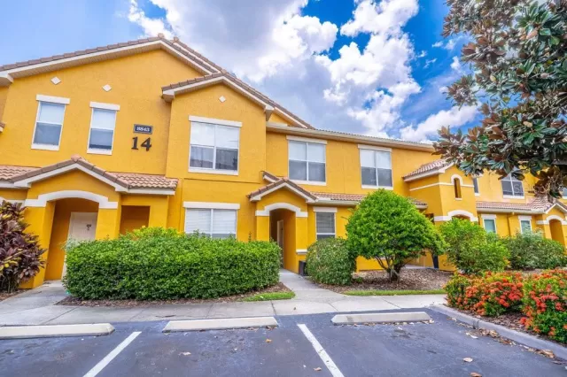 MLS: O6334247 Condo For Sale