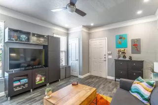 Photo #4: O6334247 Listing