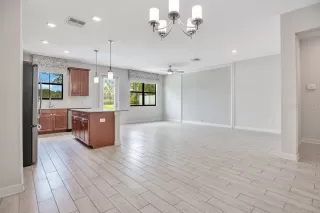 Photo #3: O6334276 Listing