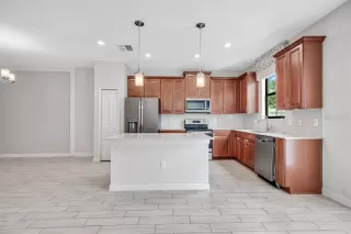 Photo #5: O6334276 Listing