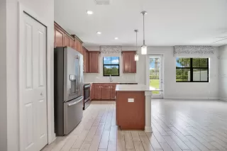 Photo #6: O6334276 Listing