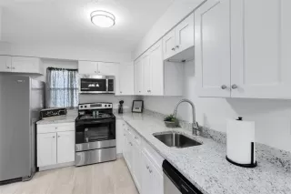 Photo #6: O6334538 Listing 