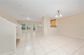 Photo #3: O6334606 Listing