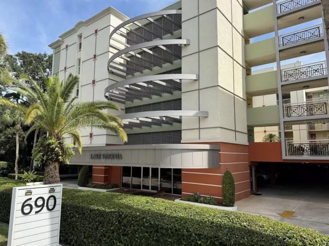 MLS: O6334757 Condo For Sale