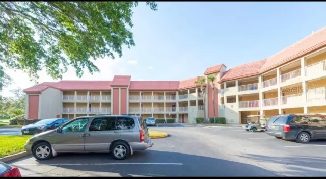 MLS: O6334915 Condo For Sale