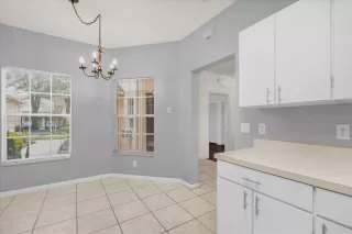 Photo #5: O6335056 Listing