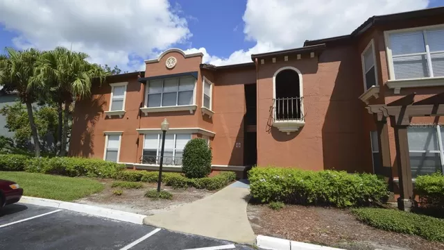 MLS: O6335123 Condo For Sale