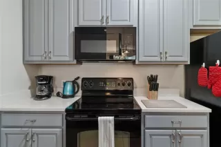 Photo #6: O6335189 Listing