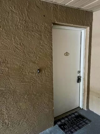 Photo #2: O6335192 Listing