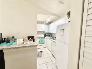 Photo #3: O6335251 Listing