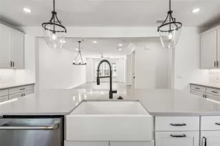 Photo #6: O6335342 Listing 