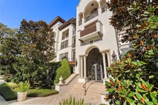 Photo #1: O6335422 Listing 