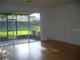 Photo #4: O6335498 Listing 