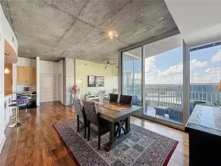 Photo #5: O6335519 Listing 