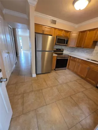 Photo #1: O6335581 Listing