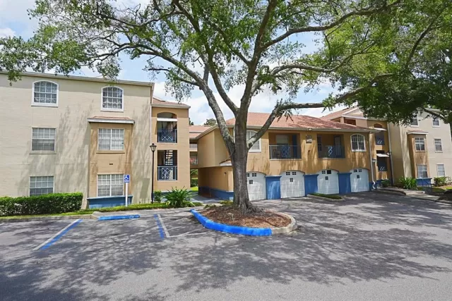 MLS: O6335622 Condo For Sale