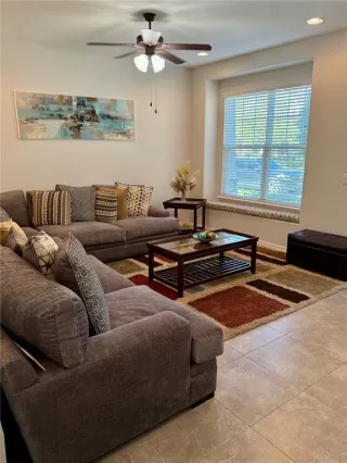 Photo #2: O6335657 Listing