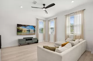 Photo #3: O6335831 Listing