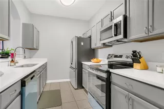 Photo #6: O6335834 Listing 