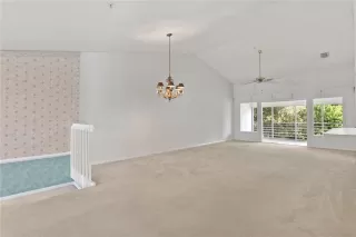 Photo #5: O6335850 Listing 