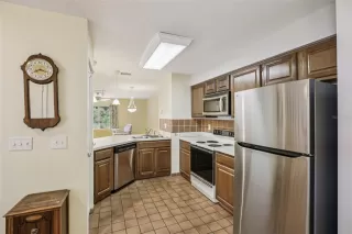 Photo #5: O6335900 Listing