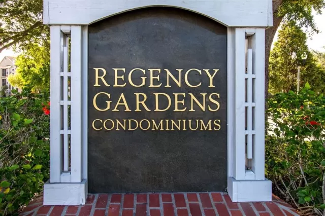 MLS: O6335958 Condo For Sale