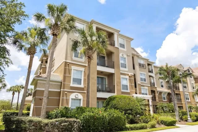 MLS: O6336185 Condo For Sale
