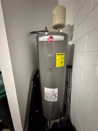 Photo #6: O6336237 Listing