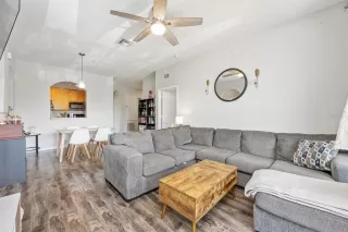 Photo #5: O6336428 Listing 