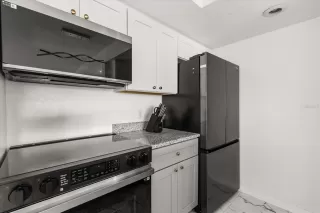 Photo #5: O6336437 Listing 