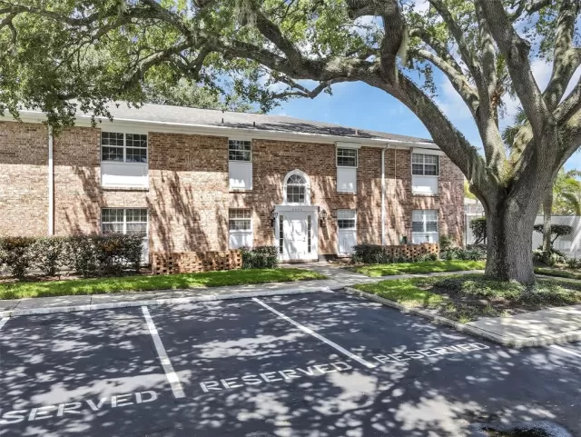 MLS: O6336602 Condo For Sale