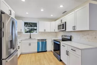 Photo #3: O6336602 Listing