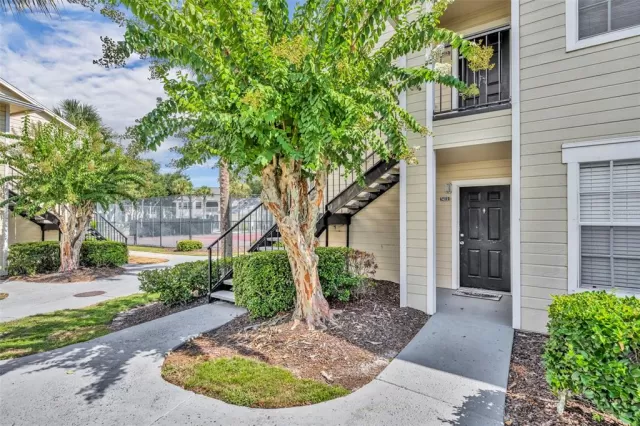 MLS: O6336628 Condo For Sale