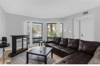 Photo #3: O6336718 Listing