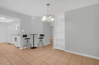 Photo #5: O6336718 Listing