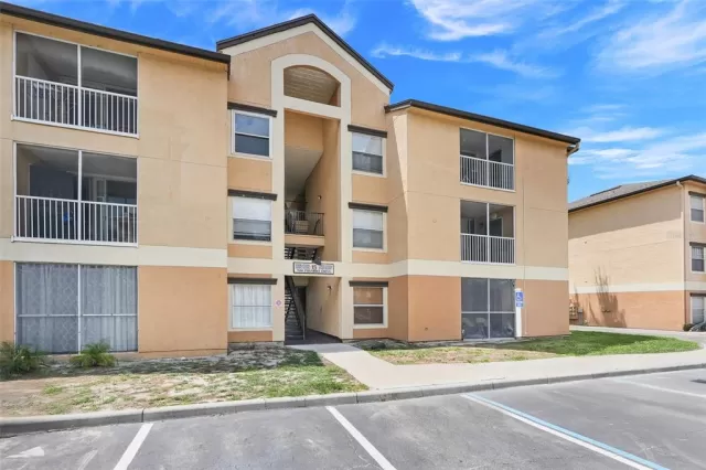 MLS: O6336748 Condo For Sale