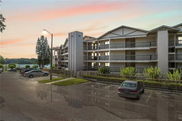MLS: O6336846 Condo For Sale
