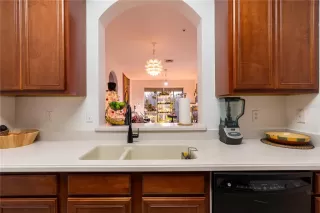 Photo #6: O6336895 Listing 