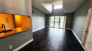 Photo #6: O6337030 Listing