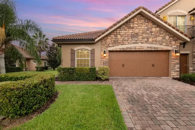 MLS: O6337054 Condo For Sale