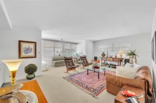 Photo #3: O6337061 Listing