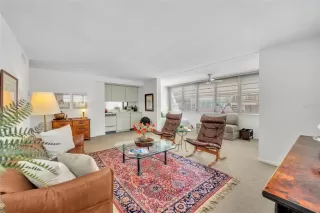 Photo #4: O6337061 Listing