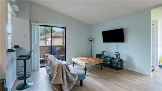 Photo #5: O6337083 Listing 