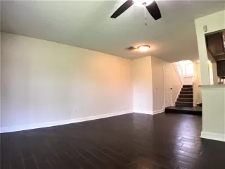 Photo #2: O6337097 Listing 