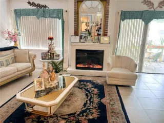 Photo #1: O6337130 Listing 