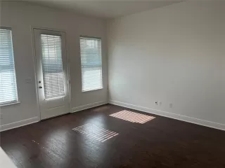 Photo #3: O6337231 Listing 