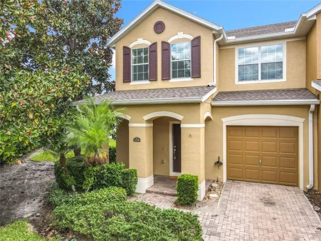 MLS: O6337238 Condo For Sale
