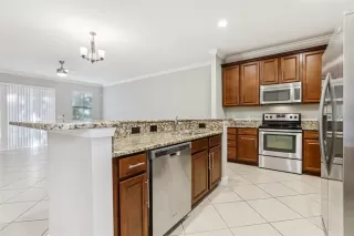 Photo #6: O6337309 Listing 