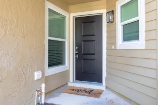 Photo #1: O6337458 Listing