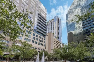 Photo #1: O6337528 Listing 